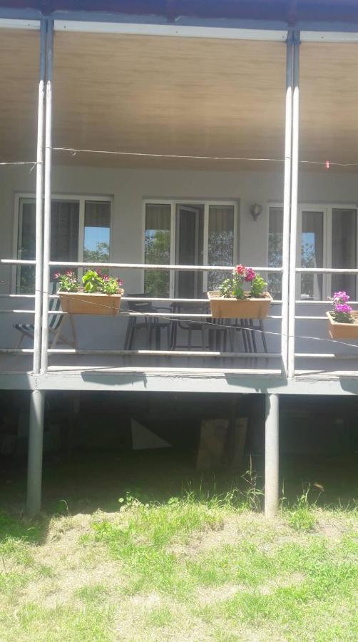 Maka'S Guesthouse Tionety Exteriér fotografie